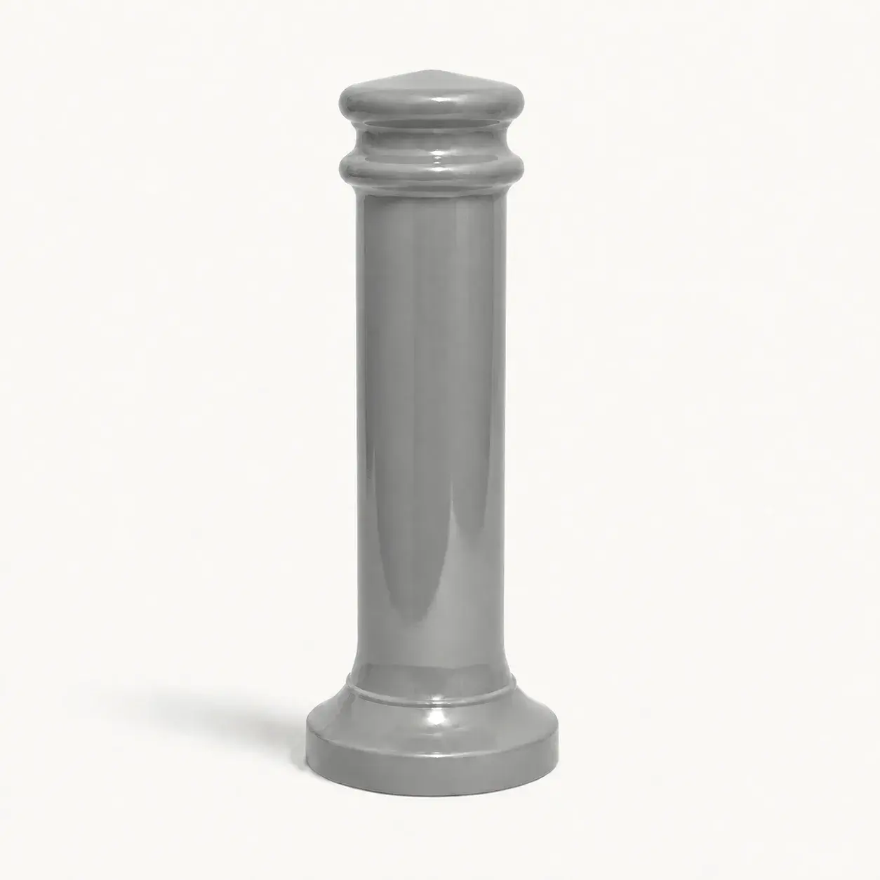 Borne de voirie peinte en acier BV2 — coloris Gris alu (RAL 310)