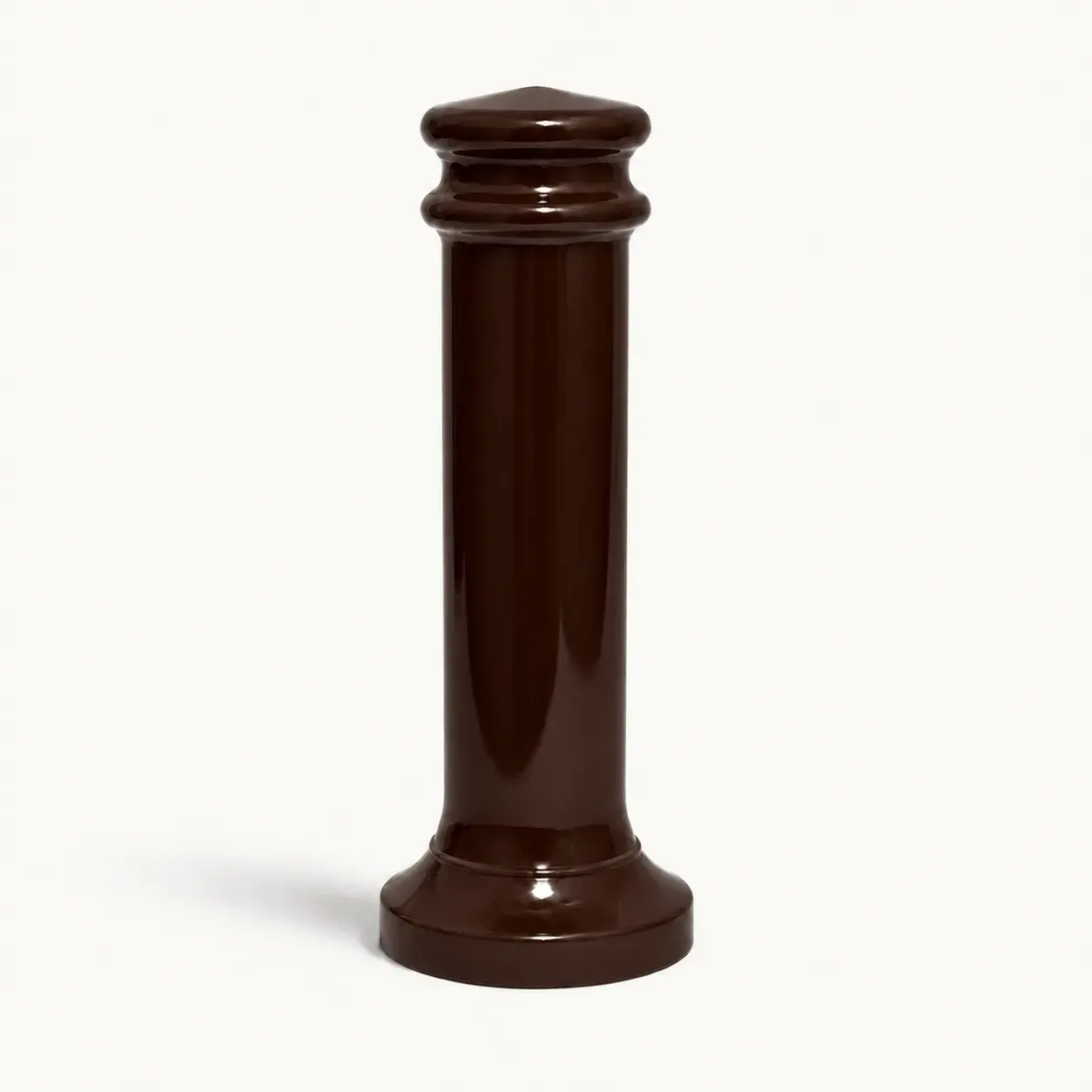 Borne de voirie peinte en acier BV2 — coloris Marron (RAL 8017)